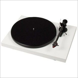Програвач вінілу Pro - Ject Debut Carbon White (2m - Red) Основне Фото №1