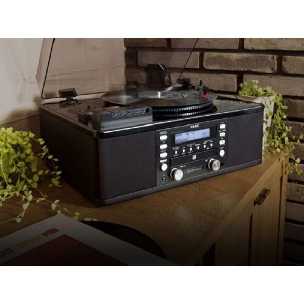 Проигрыватель винила TEAC LP-R550USB-B Основное Фото №3