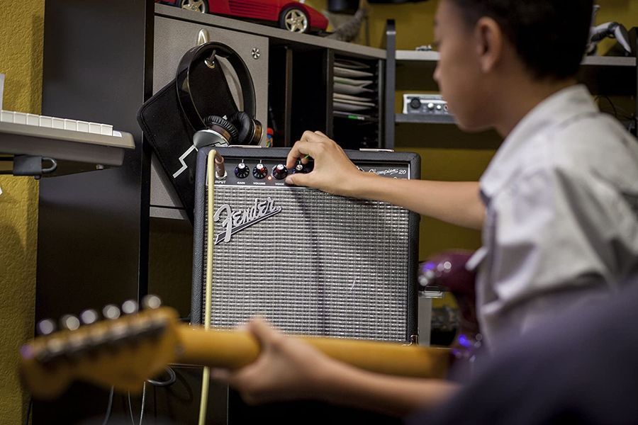 Комбоусилитель Fender Champion 20 Black Основное Фото №5