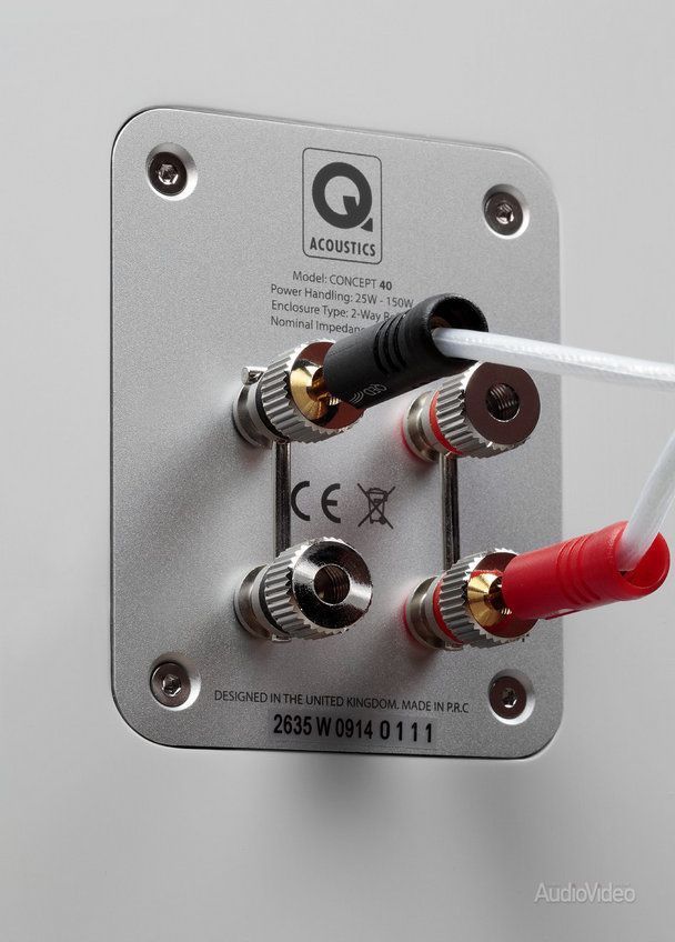 Напольная акустика Q Acoustics Concept 40 Speaker Gloss White Основное Фото №3