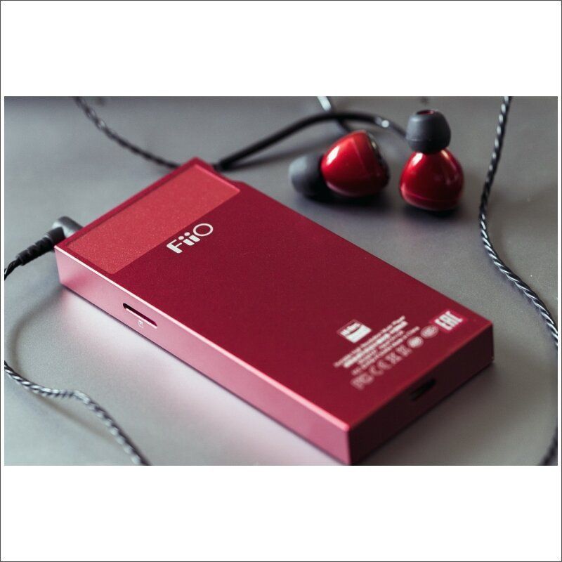 Портативный Hi-Fi плеер FiiO M7 Red Основное Фото №3