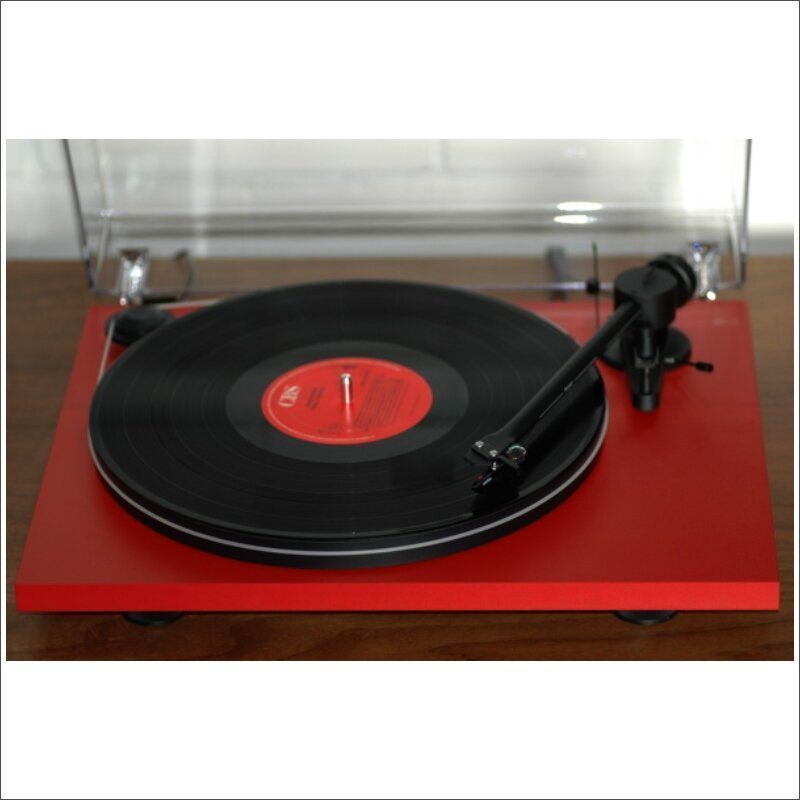 Проигрыватель винила Pro-Ject Essential II Red Основное Фото №2
