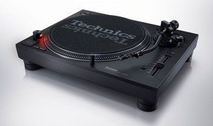 Програвач вінілу Technics SL-1210 MK7 Black Основне Фото №1