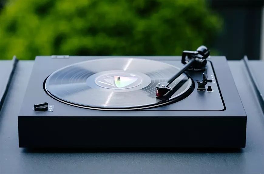 Програвач вінілу Pro-Ject A2 2M Red Black Основне Фото №3
