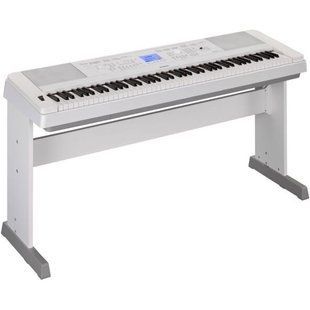 Цифровое фортепиано Yamaha DGX-660 White Основное Фото №1