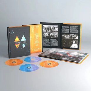 Музыкальный CD диск Marillion &ndash; Seasons End 2023 Remix (3CD+Blu-ray) Deluxe Edition, Limited Edition Основное Фото №1