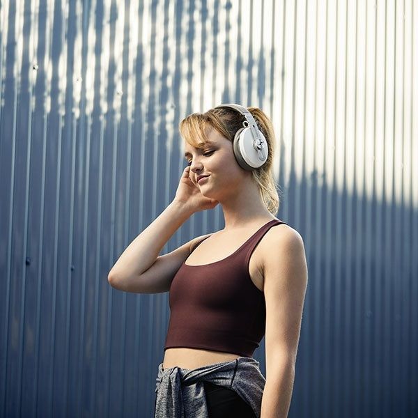 Навушники Sennheiser Momentum M3 AEBTXL Sandy White Основне Фото №7