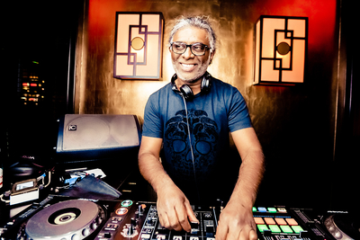 DJ Ravin Фото